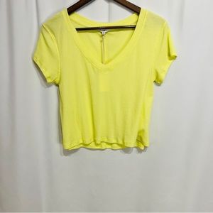 New with tags z supply Ava rib V-neck T limelight size medium
